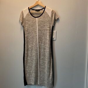 25. Parkhurst | M | Neutral colour block short sleeve dress